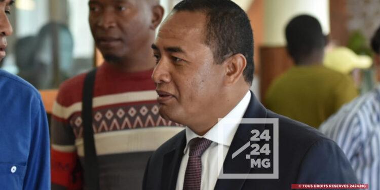 FOOTBALL – Alfred Randriamanampisoa élu vice-président du Conseil des associations de football d’Afrique australe (Cosafa)