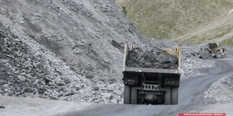 SECTEUR EXTRACTIF – Des voies d’action pour l’industrialisation et la diversification de la chaîne de valeur des minéraux critiques à Madagascar