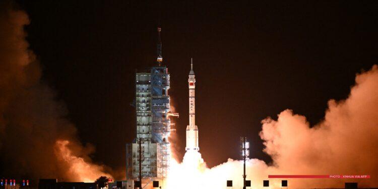 OBJECTIF LUNE – La Chine envoie un astronaute dans l&rsquo;espace pour un an dans le cadre de la mission Shenzhou-23