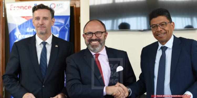 FINANCEMENT – Madagascar et la France signent près de 60 millions d’euros pour l’aménagement urbain, la justice et l’aide budgétaire