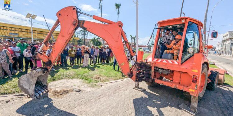 INFRASTRUCTURES – La rénovation de l’Avenue de l’Indépendance de Toamasina financée par les ristournes versées par Ambatovy, selon le chef de région