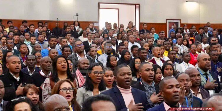 CONCERTATION NATIONALE – 400 jeunes des 24 régions réunis pendant trois jours à Ivato pour porter la voix de la jeunesse malgache
